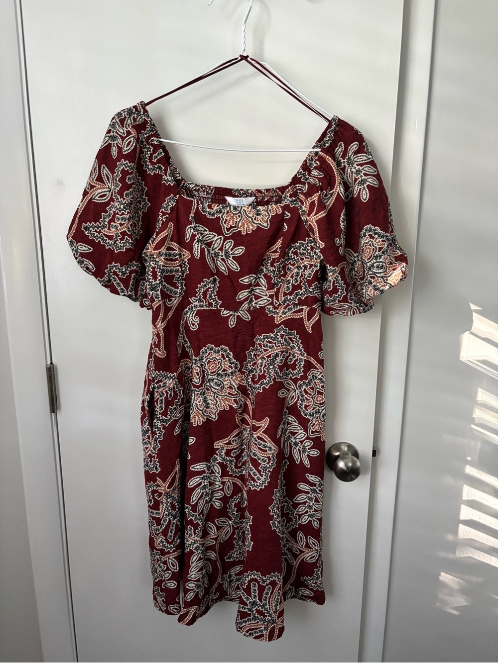 Boho Floral Paisley Earthy Cottagecore Puff-Sleeve Flowy Maroon Dress